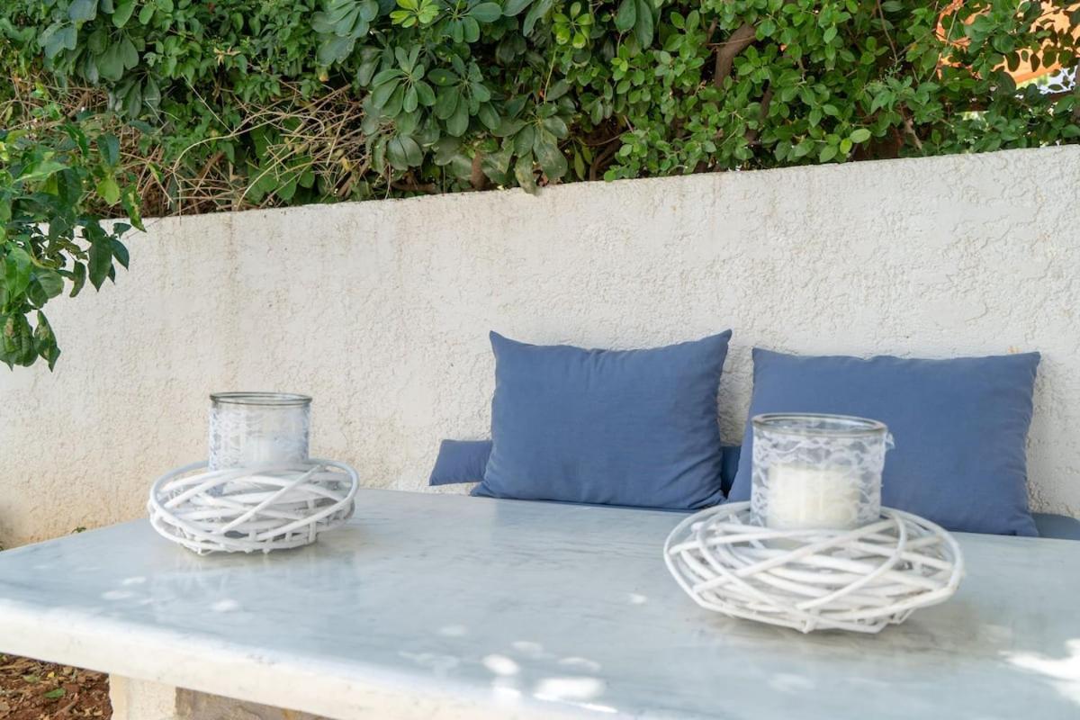 Blue Moon Apartments Makrýgialos Екстериор снимка